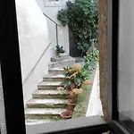 Dormire Nel Castello 아파트 *